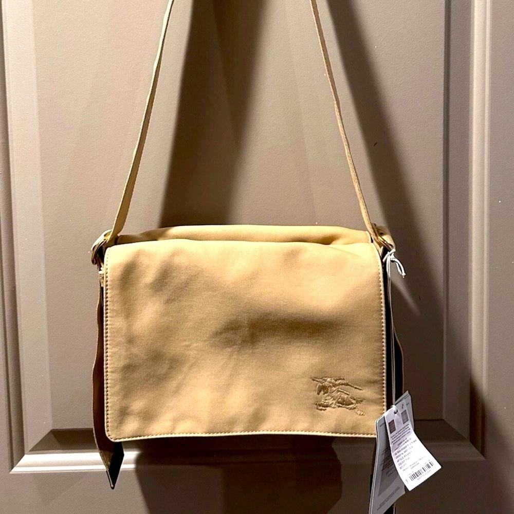 Burberry Trench Crossbody New with tags